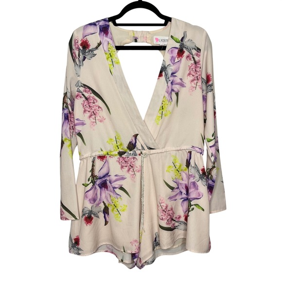 L'Atiste By Amy Pants - L'Atiste Medium Long Sleeve Floral Print Romper V-neck Open Back